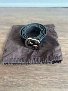 Gucci Black Leather Belt with Double G Silver Buckle 100% authentic